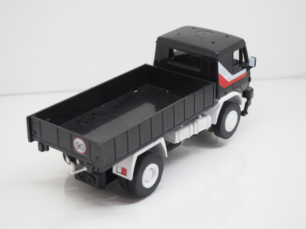 LIAZ NA AUTODRÁHY ITES, CARRERA atd. VALNÍK ČERNÝ 14000 / 20000 ot.