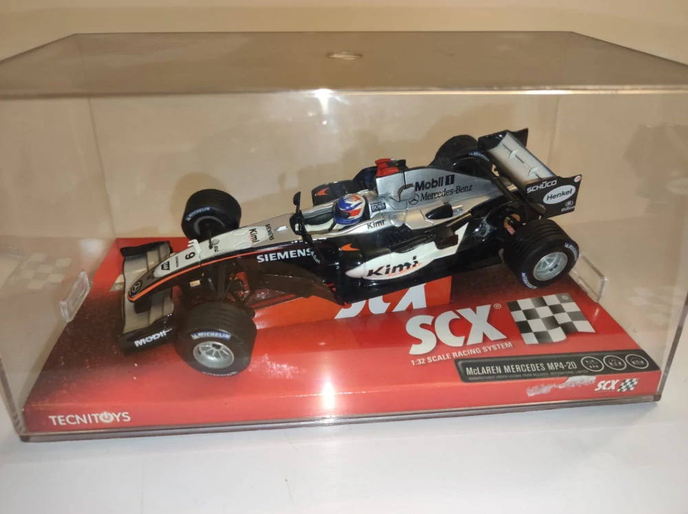 McLaren Mercedes MP4-20 Kimi Räikkönen