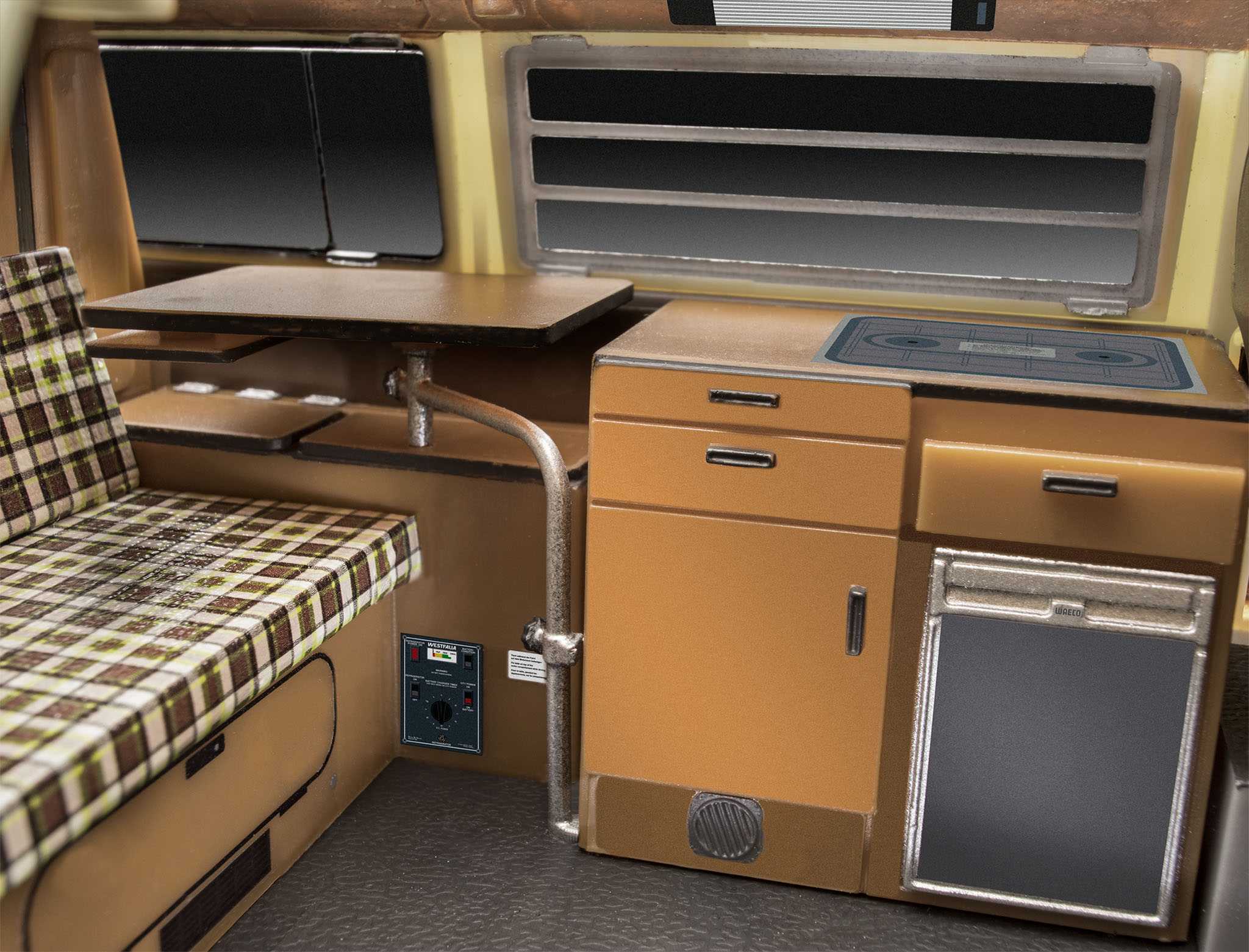 EasyClick ModelSet auto 67676 - VW T2 Camper (1:24)