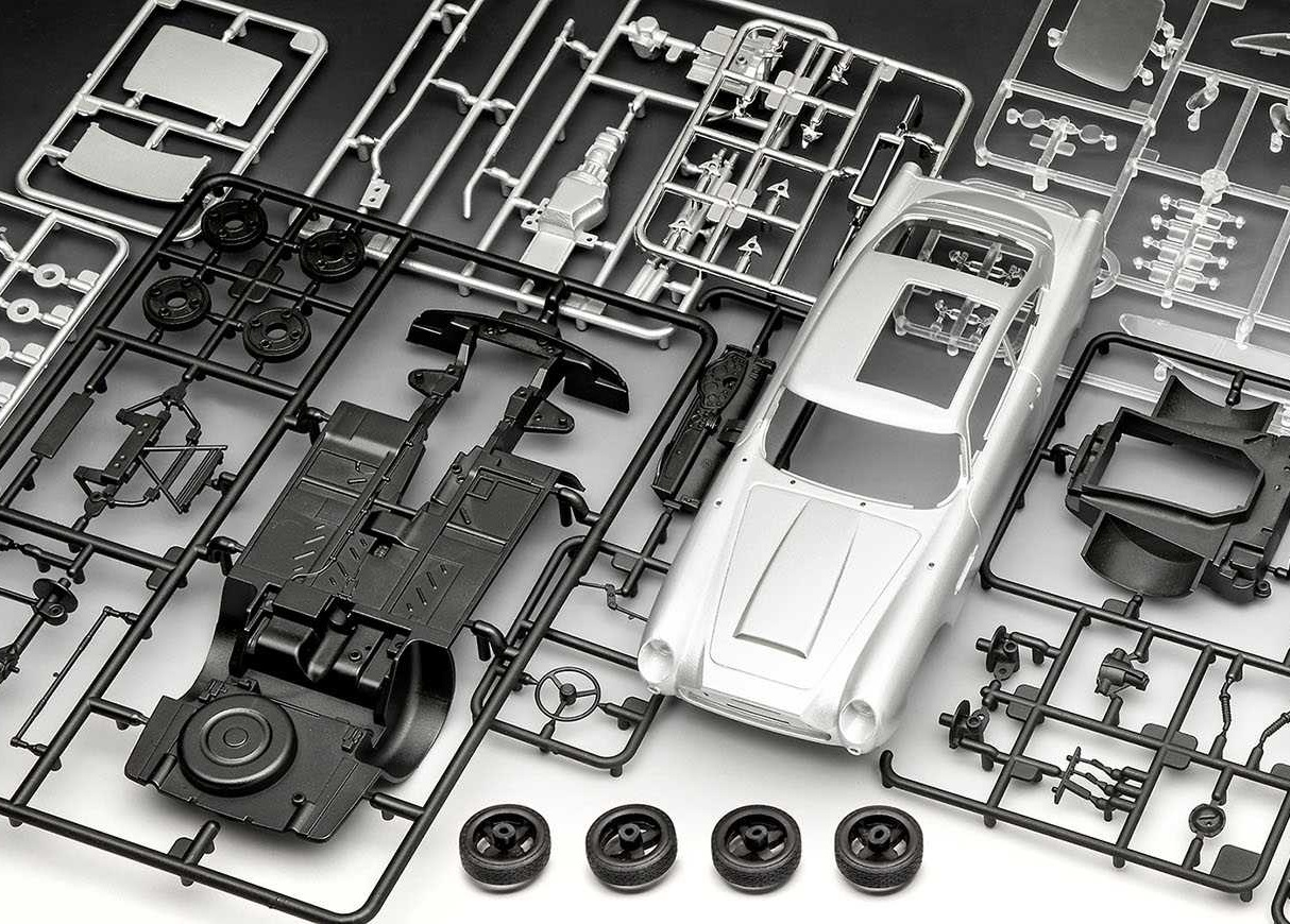 EasyClick ModelSet James Bond 05653 - "Goldfinger" Aston Martin DB5 (1:24)