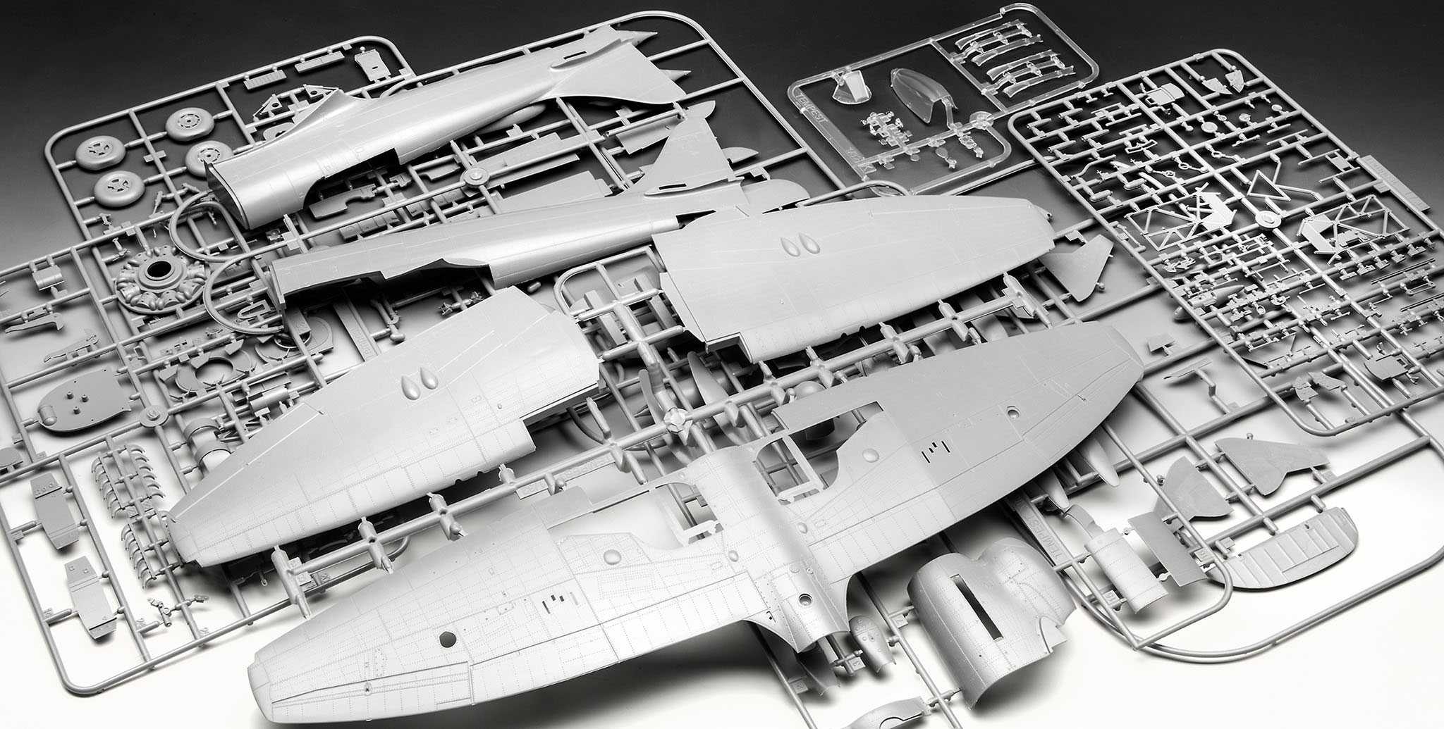 Plastic ModelKit letadlo 03851 - Hawker Tempest V (1:32)