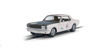 Scalextric Ford Mustang - Bill and Fred Shepherd - Goodwood Revival (1:32)