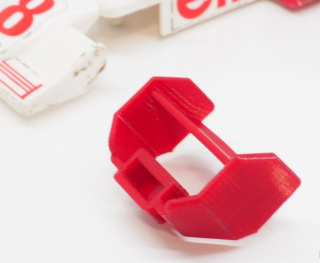 3D tisk zadní křídlo Toleman